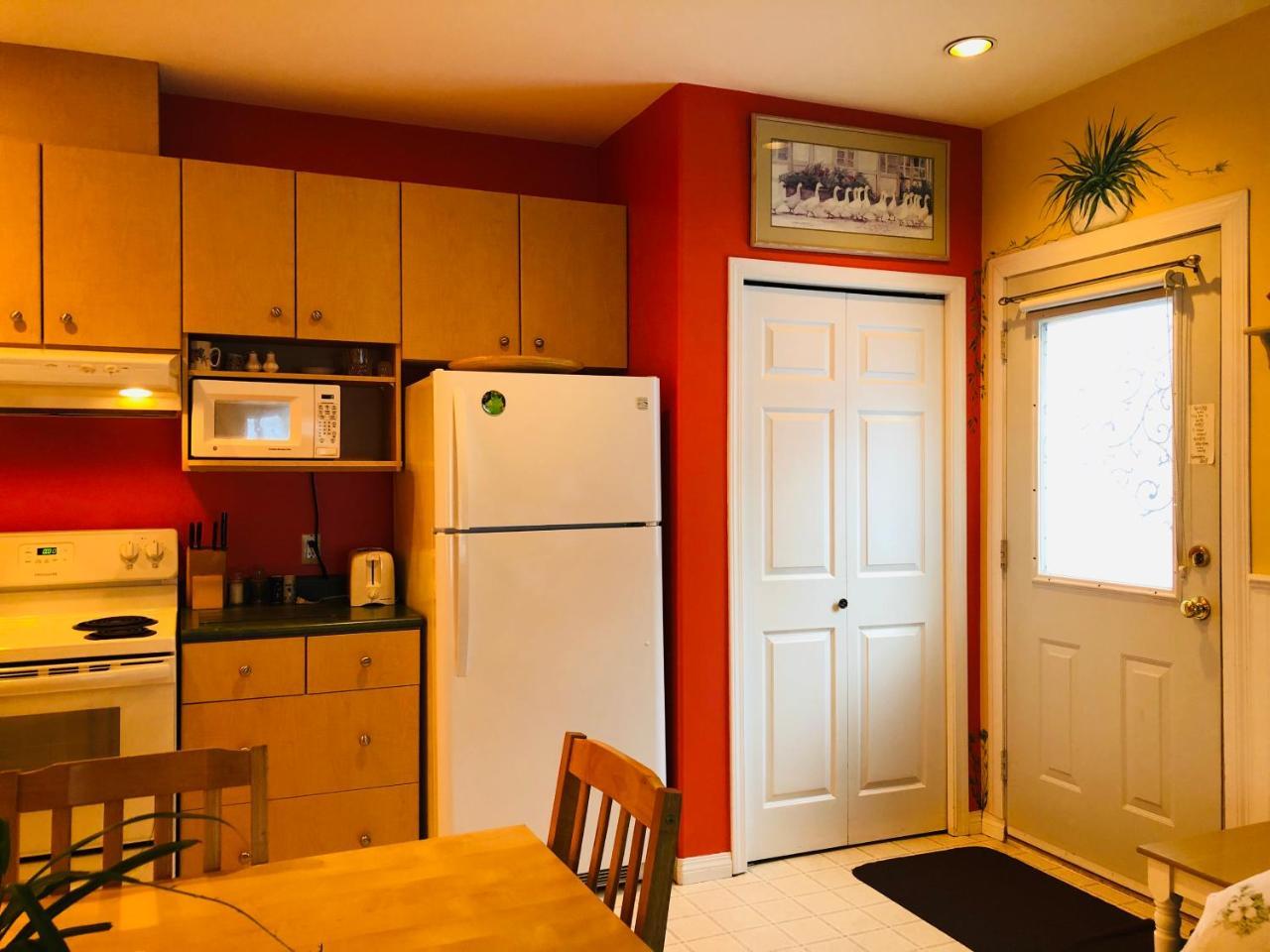 Greenwood Country Inn ペンバートン エクステリア 写真